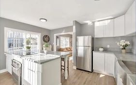 Cozy 2 Bedroom Nest In Oakland